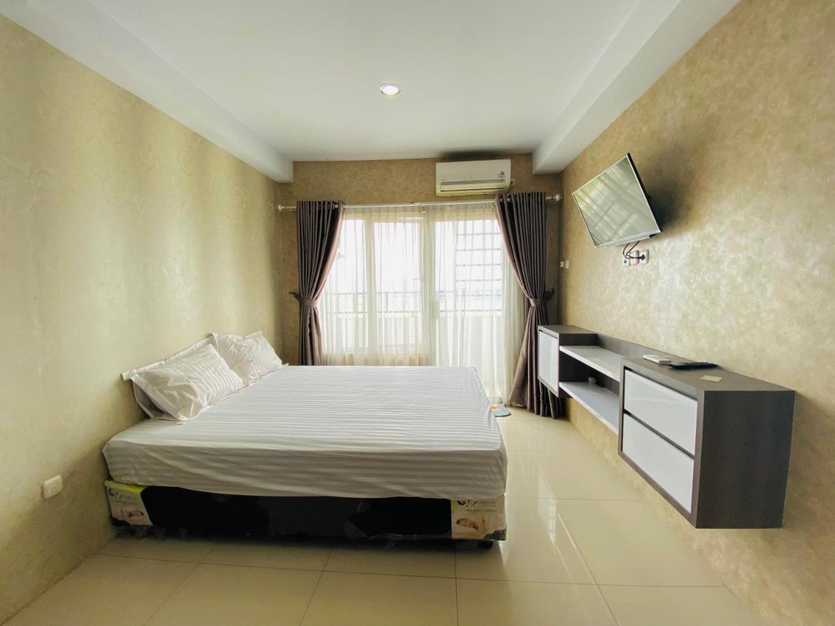 Hozby Skyview Setiabudi Suites Sunggal Exterior photo