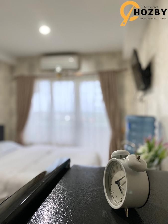 Hozby Skyview Setiabudi Suites Sunggal Exterior photo